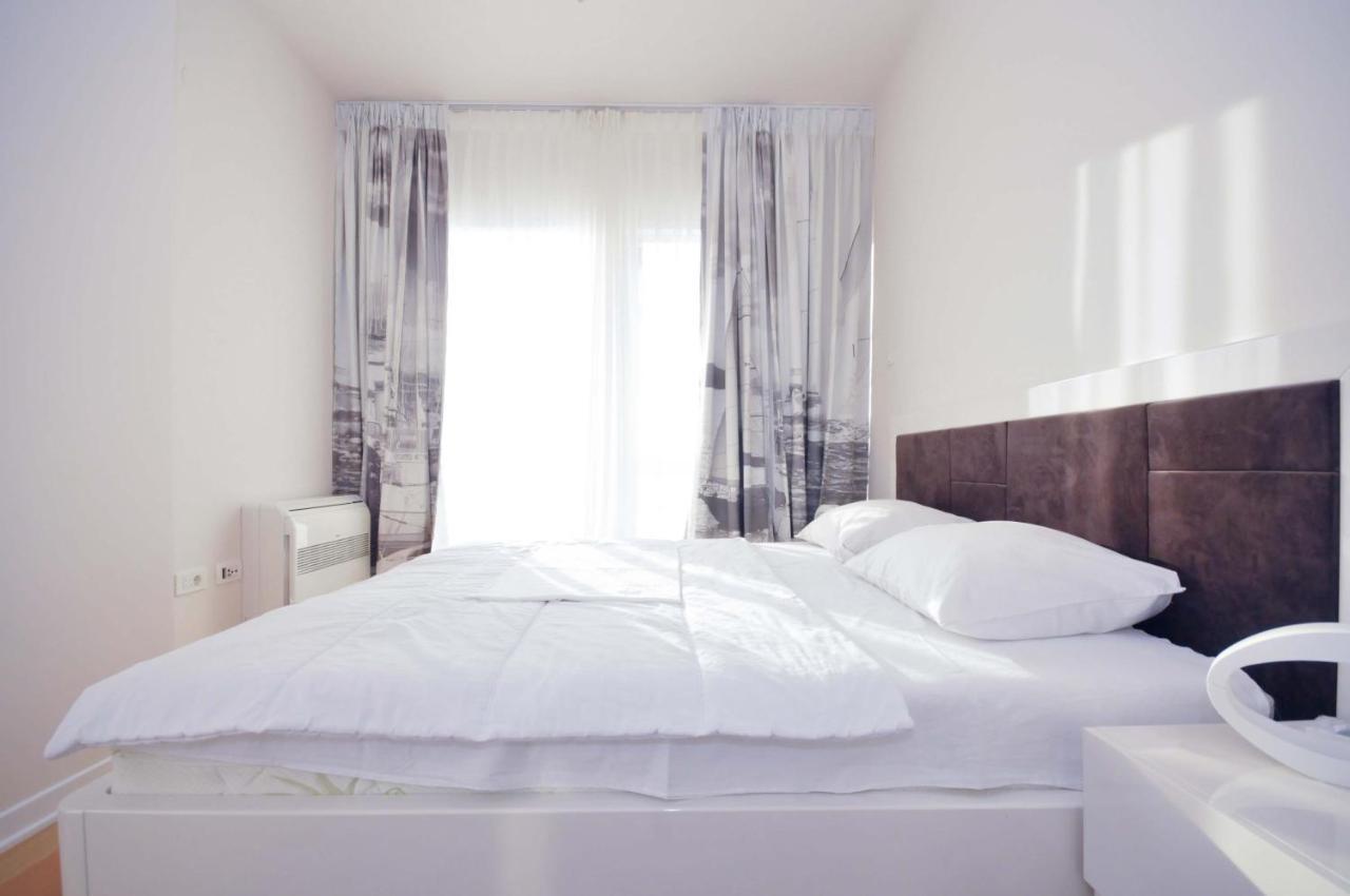 Luxury Montesun Apartments Μπούντβα Εξωτερικό φωτογραφία