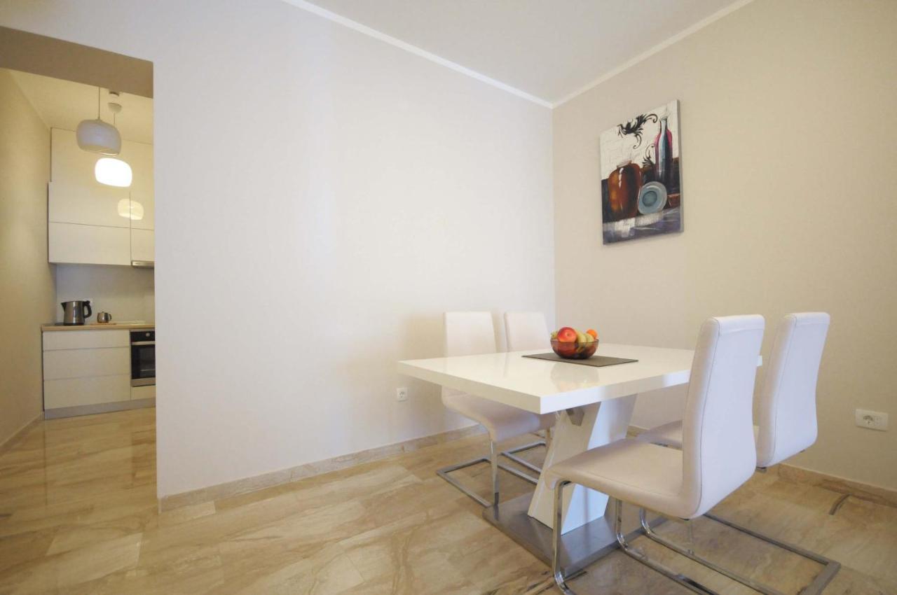 Luxury Montesun Apartments Μπούντβα Εξωτερικό φωτογραφία