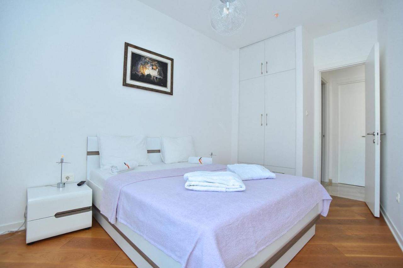 Luxury Montesun Apartments Μπούντβα Εξωτερικό φωτογραφία