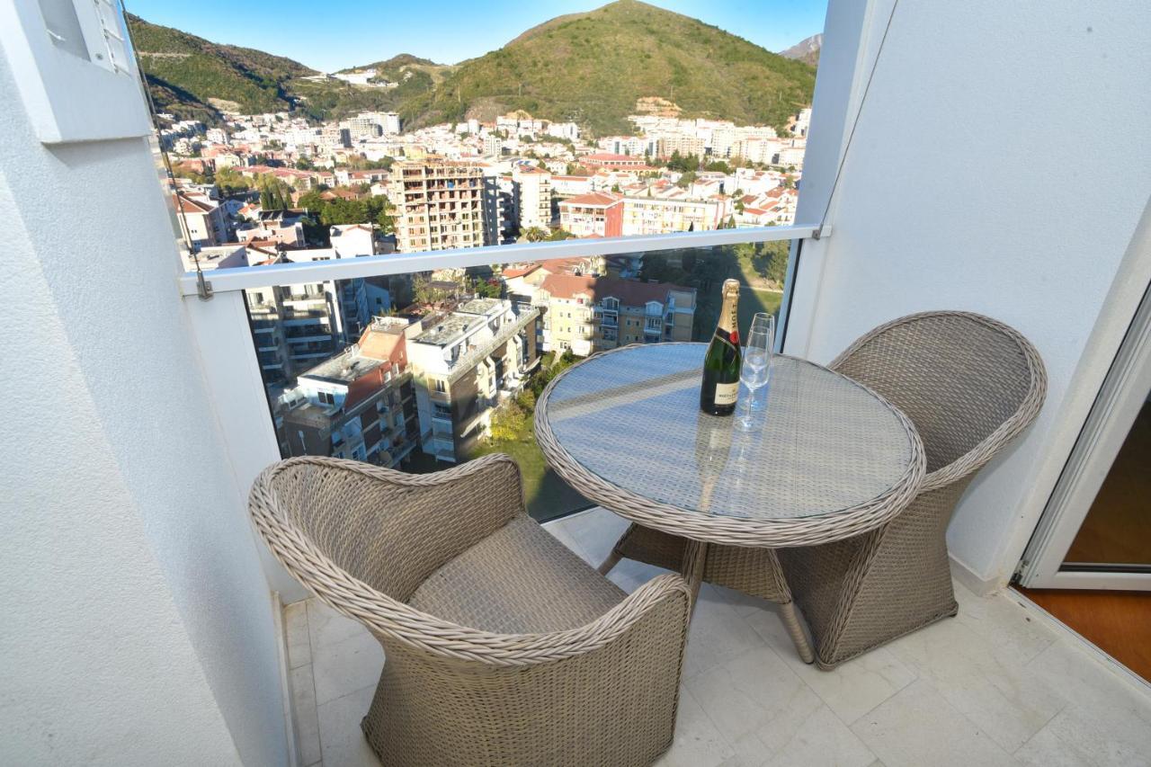 Luxury Montesun Apartments Μπούντβα Εξωτερικό φωτογραφία