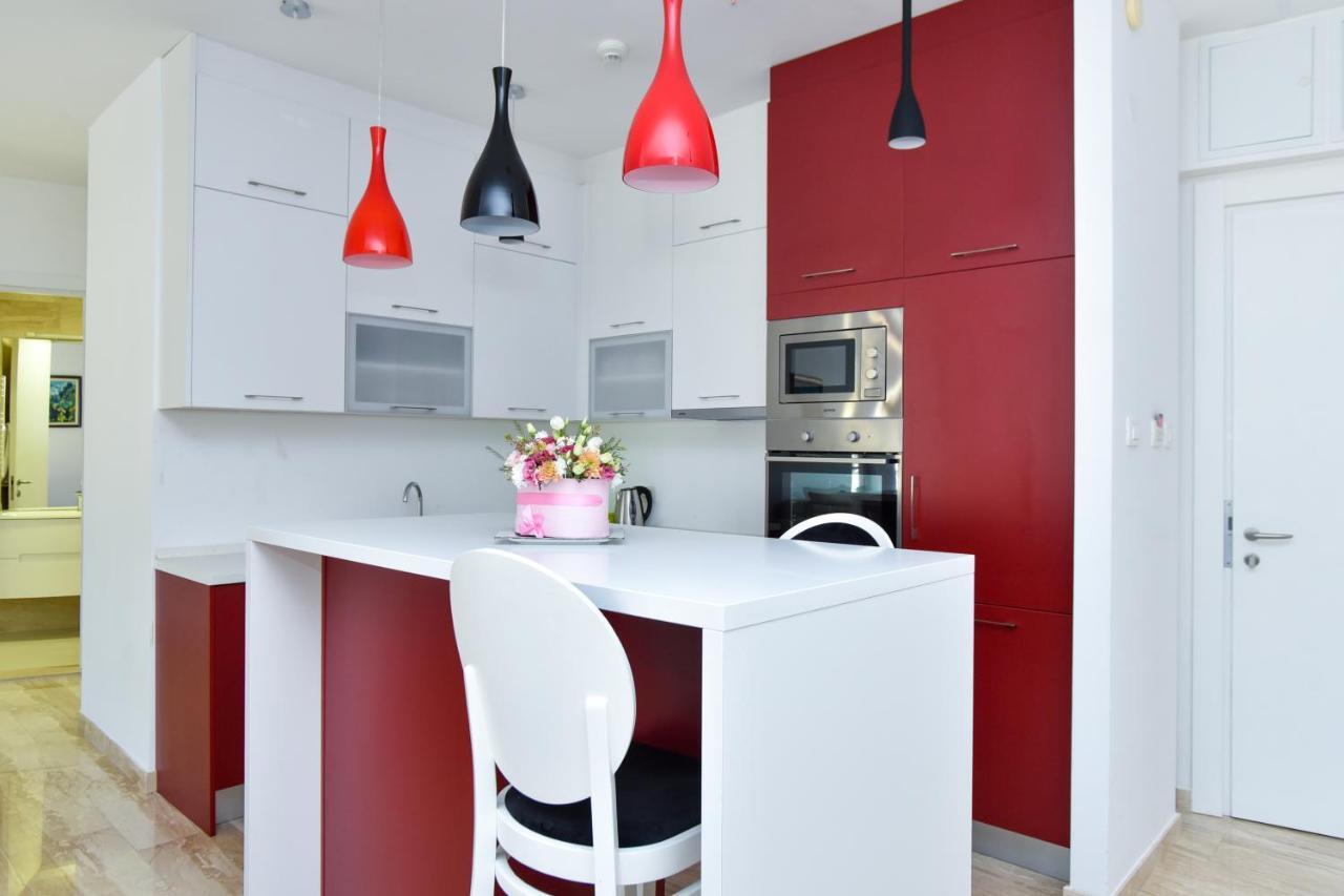 Luxury Montesun Apartments Μπούντβα Εξωτερικό φωτογραφία